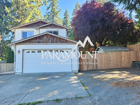 3259 Northlake Way NW