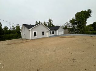 93 Union St, Orono, ME 04473