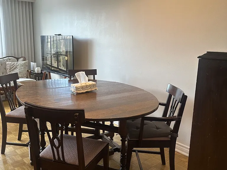 78 Castlebury Cres #8 — Photo 7