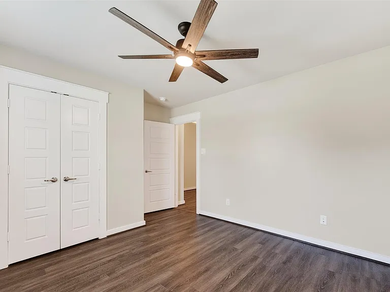 12322 Sabine Point Dr — Photo 22