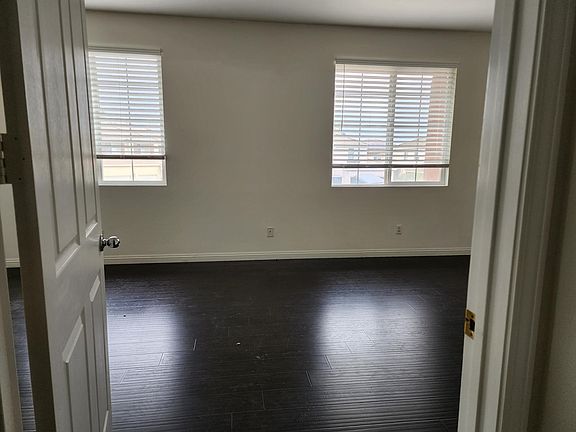 3rd image of 7117 Silverwood Dr