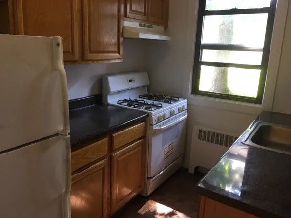 (undisclosed Address), New Rochelle, NY 10801