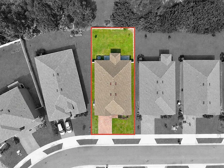 927 Remington Green Dr SE — Photo 45