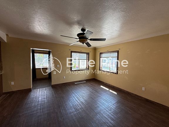 2nd image of 321 Lomax St