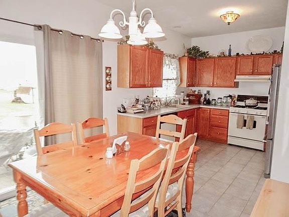 4th image of 55128 Patrician Park Dr