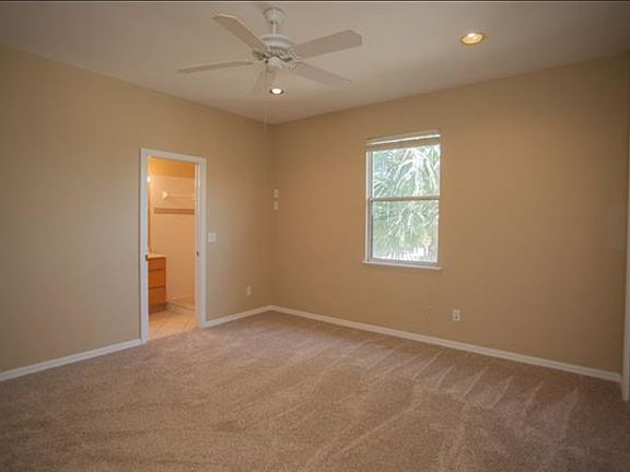 5th image of 106 East St