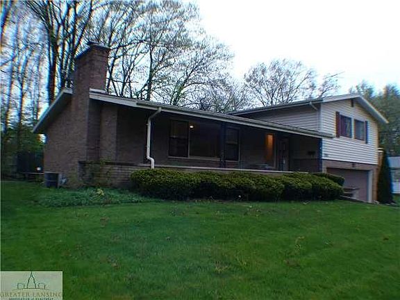 3rd image of 2210 Wellesley Dr