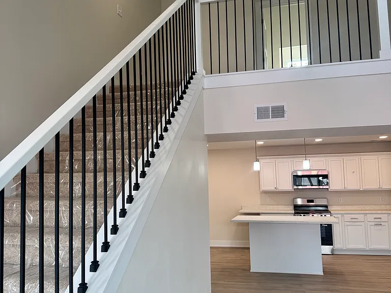 1101 Emerald Cv — Photo 12