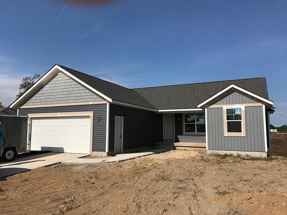 1st image of 772 Sierra Ct