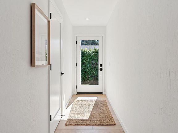 5th image of 38 Villa Avenue