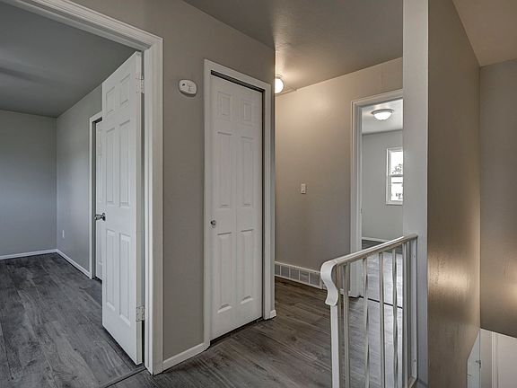 4th image of 6724 Hampton Dr