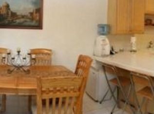 7551 Amazon Dr UNIT A, Huntington Beach, CA 92647