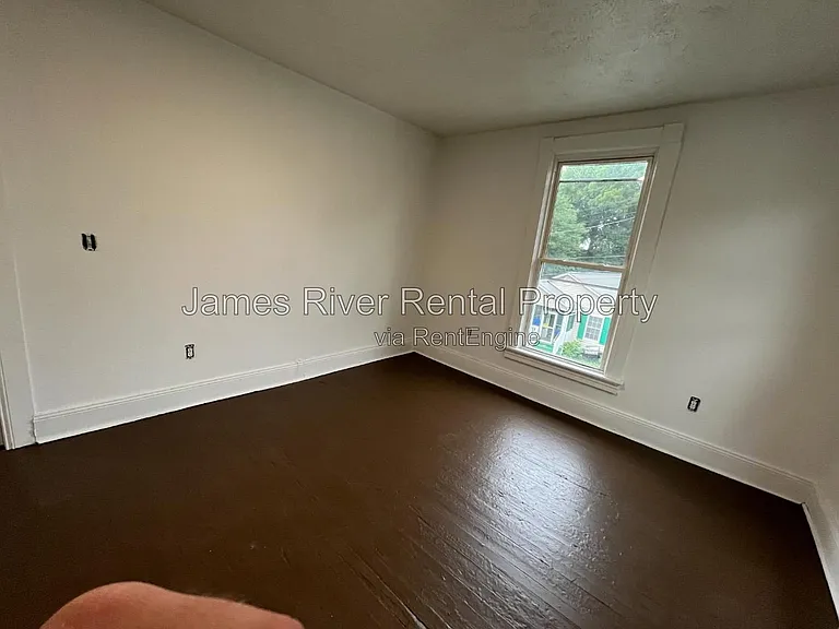 1601 Union St — Photo 11