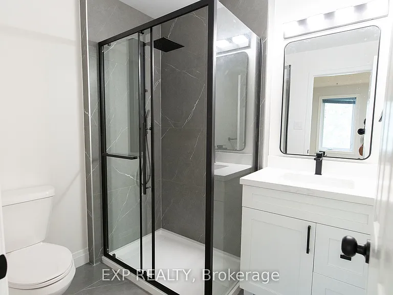 710 Coronation Ave #7 — Photo 21