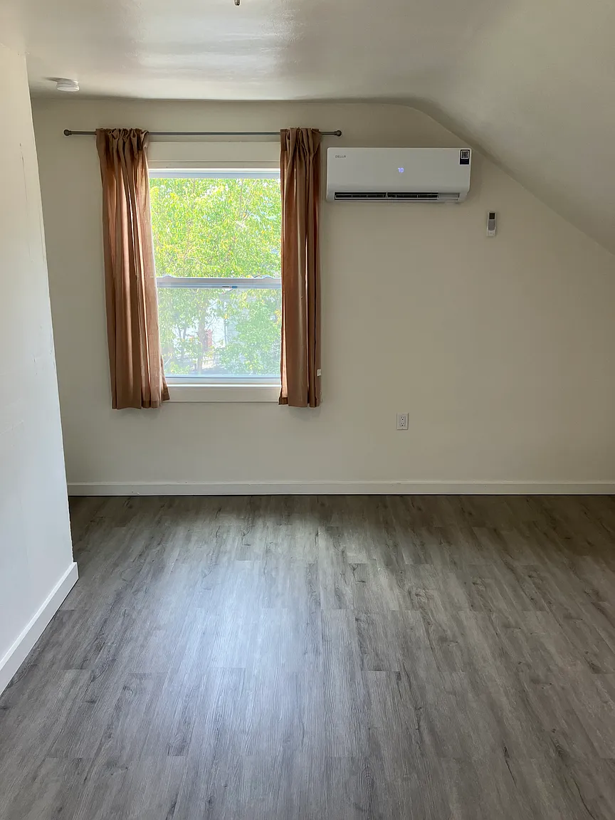 108 Park St Floor 2 photo 1