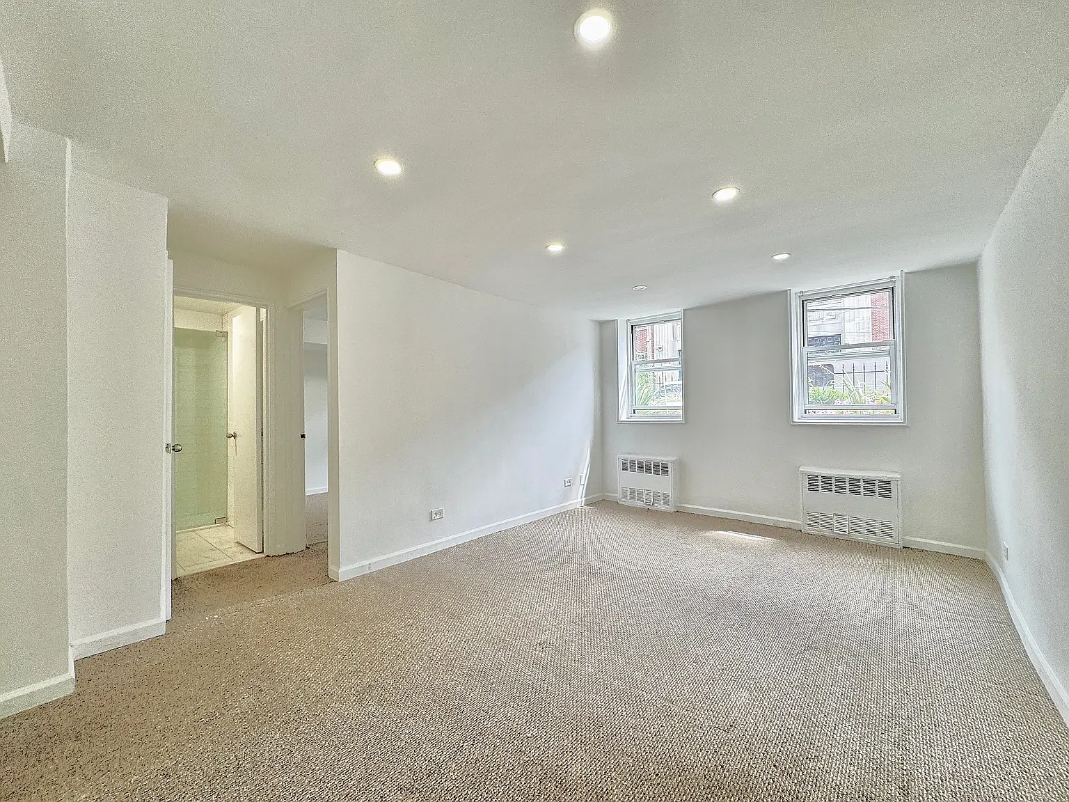 142-27 Barclay Avenue — Photo 1