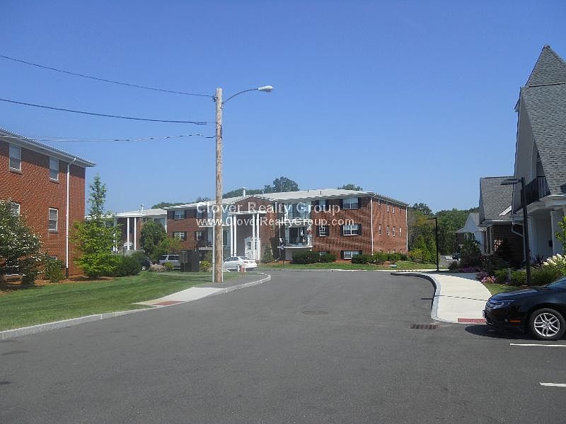 1st image of 74 Plymouth Dr APT C