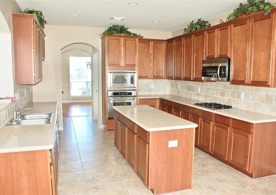 1st image of 21726 Cozy Hollow Ln