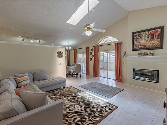 5th image of 11607 Goodwyck Dr