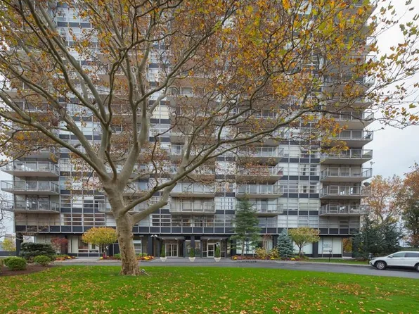 6050 Blvd East image 30 of 33