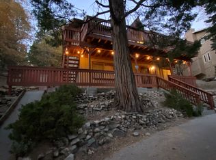 482 Clubhouse Dr, Twin Peaks, CA 92391
