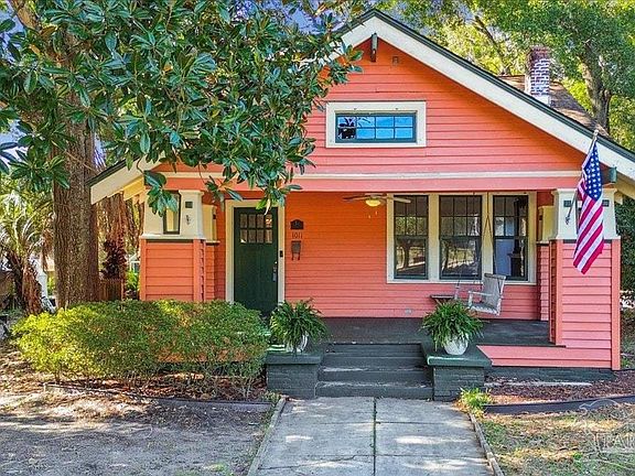 4th image of 1011 N Reus St #A