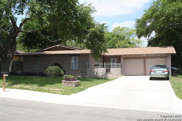1st image of 10907 Limelight Dr