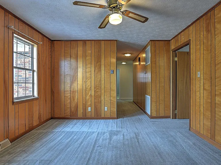 4660 Kingsport Hwy — Photo 4