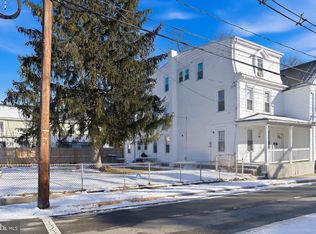 233 Ellis St, Burlington, NJ 08016