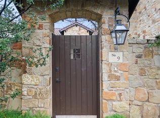 9100 Calera Dr APT 9, Austin, TX 78735