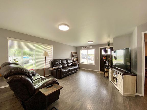 3rd image of 2226 S 66th Ave