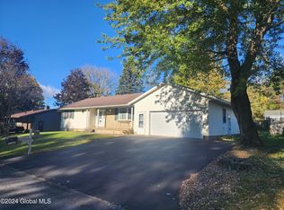 15 Rockefeller Dr, Saint Johnsville, NY 13452