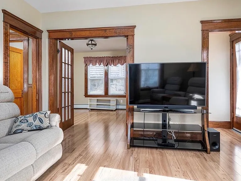 140 Hamilton St #1 — Photo 2