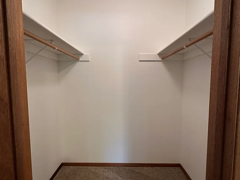 Bedroom 2 - Main level walk-in closet