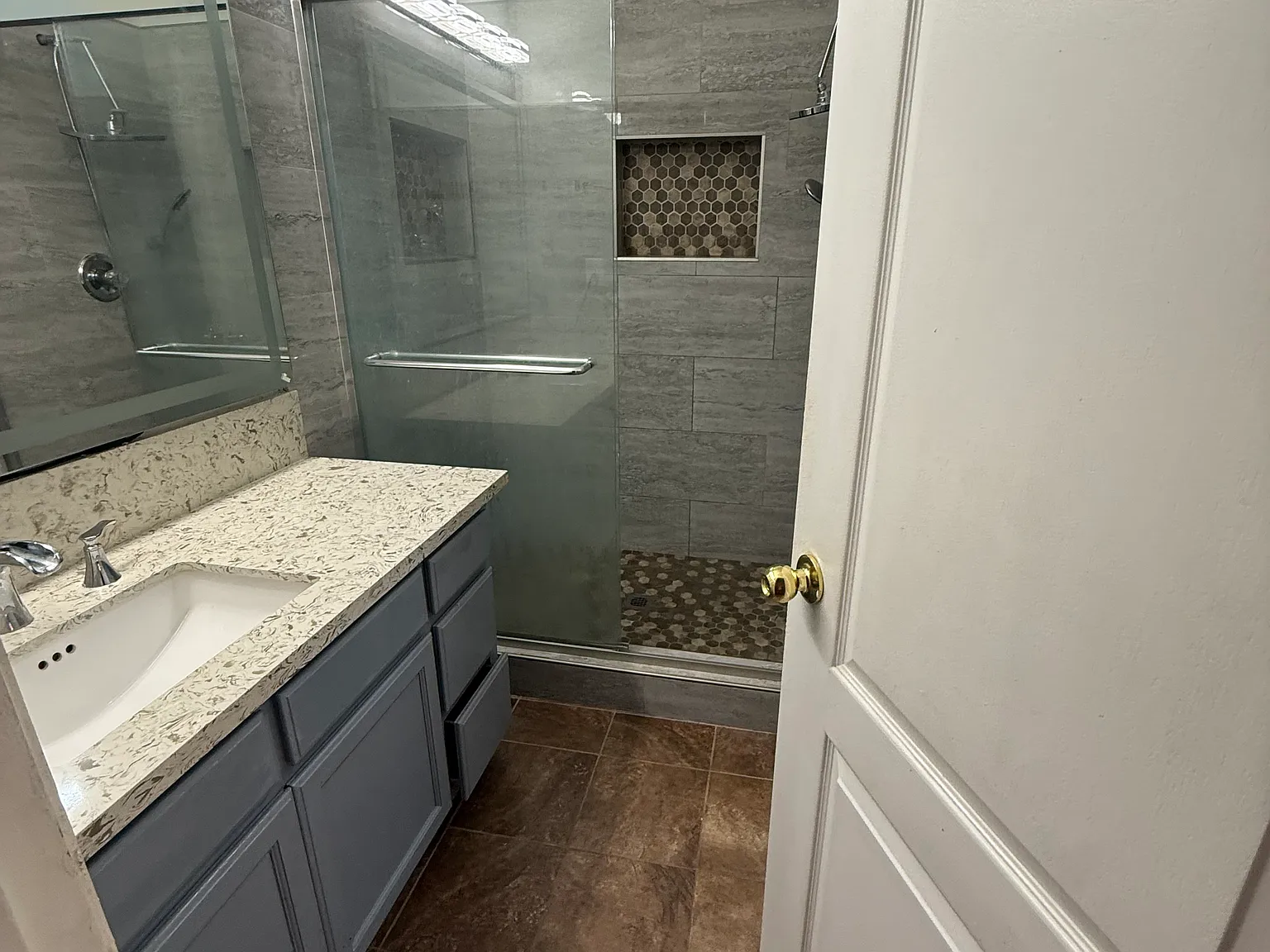 3 bed, 1752 sqft, $2,500 — Photo 2