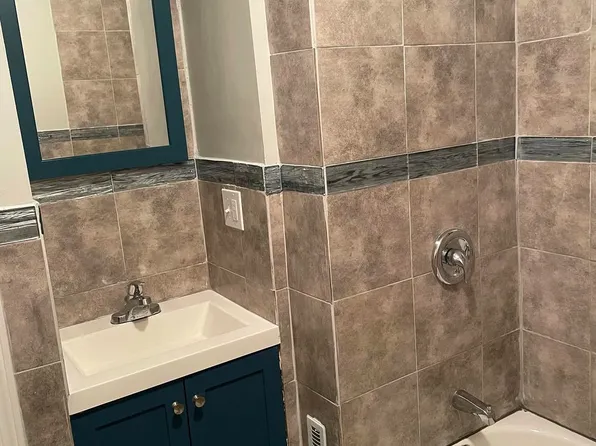 266 Arch St, Akron, OH 44304