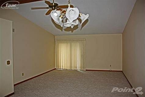 3rd image of 5049 Sandalwood Dr