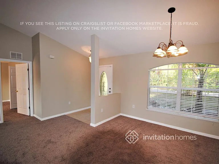450 Calabria Ave SE — Photo 2
