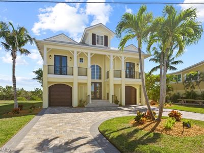 360 Seminole Way, Fort Myers Beach, FL, 33931