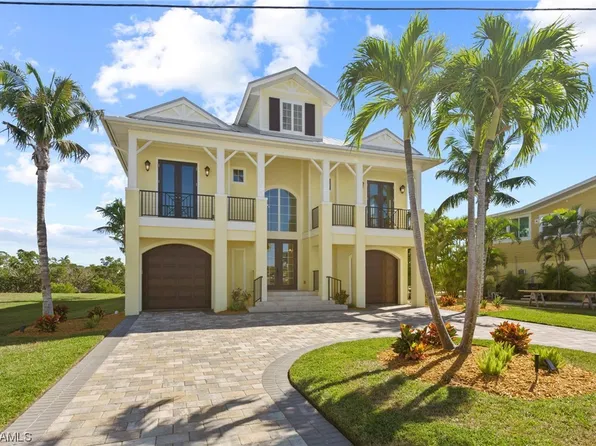 360 Seminole Way, Fort Myers Beach, FL 33931