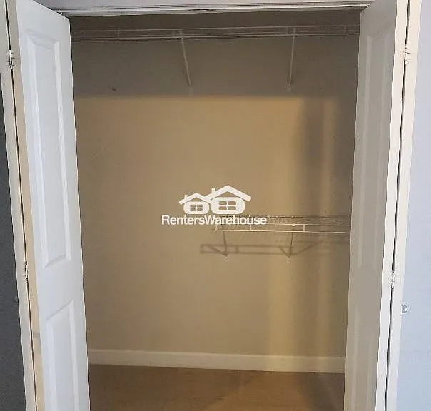5625 Pershing Ave #32 — Photo 8