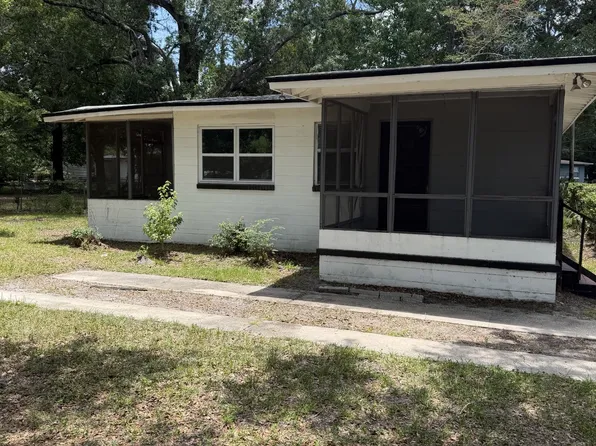 3152 Brasque Dr, Jacksonville, FL 32209
