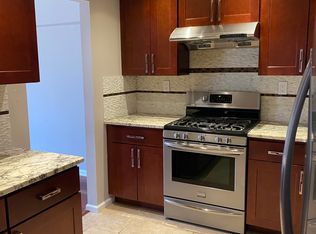 57 Patriots Rd, Morris Plains, NJ 07950
