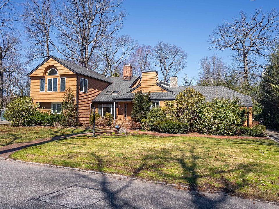 1st image of 143 Round Hill Rd