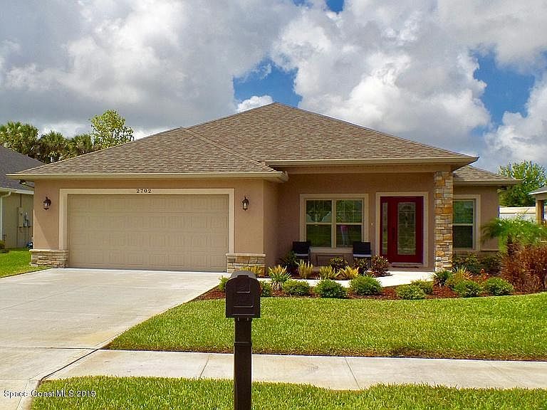 1st image of 2702 Ivory Way