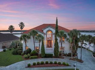 2004 Bayou Laporte Dr, Biloxi, MS 39531