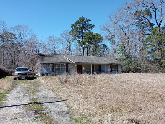 3rd image of 11108 Woods Ln