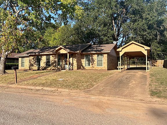 2nd image of 206 Valley Ln