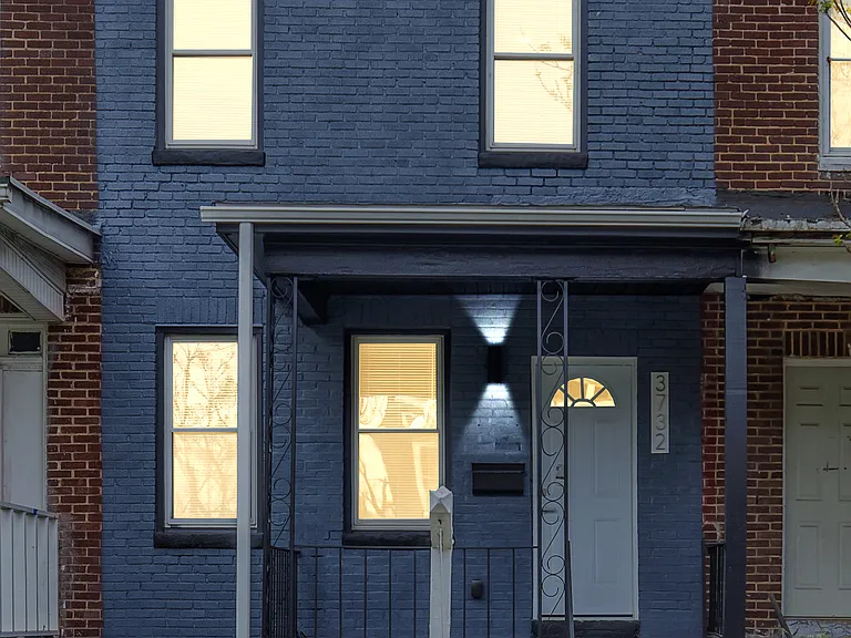 3732 Beehler Ave — Photo 1
