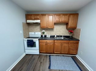206 E Ayre St APT 8, Wilmington, DE 19804